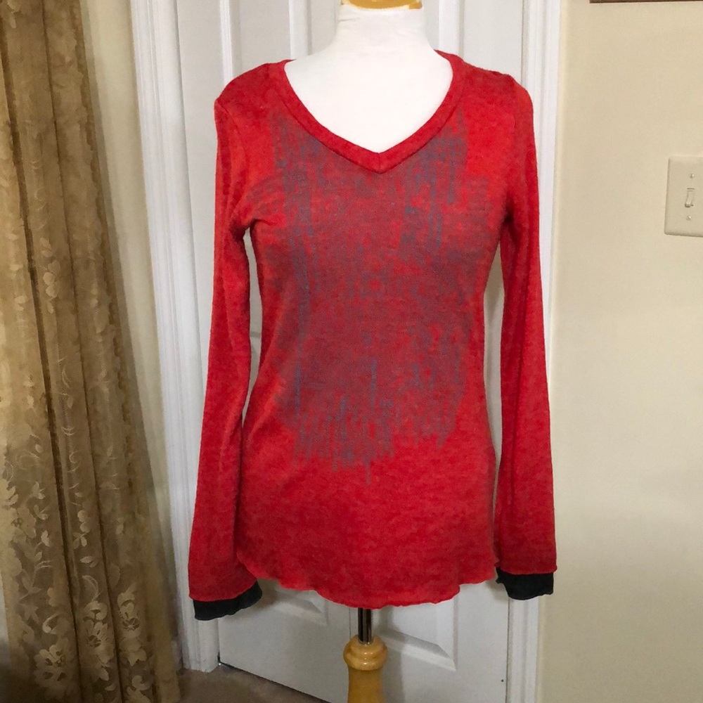 NWT Cute Ladies Nico LA sweater size Medium